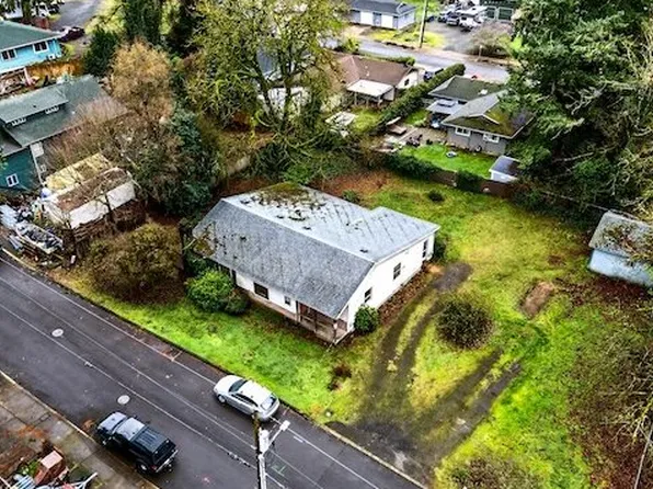 460 SW Maple Rd, Estacada, OR 97023