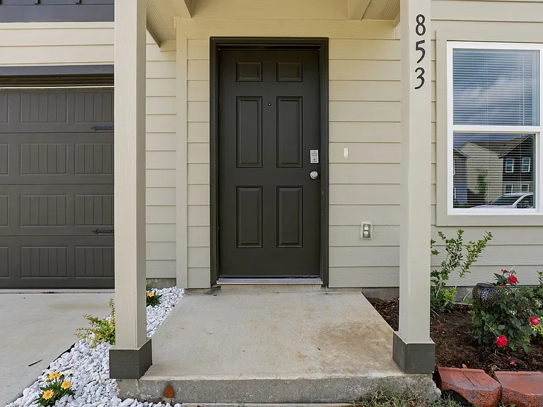 853 Eagles Nest Dr — Photo 28