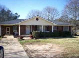 735 Walton Rd, Monroe, GA 30656