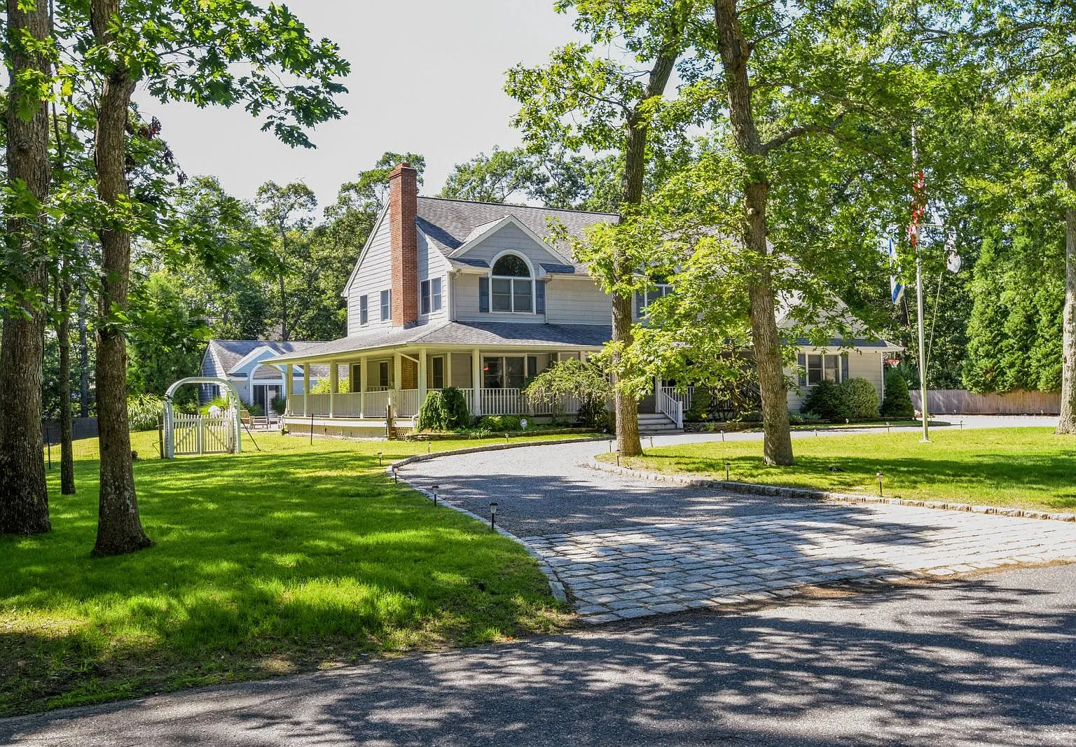39 Jagger Lane — Photo 1