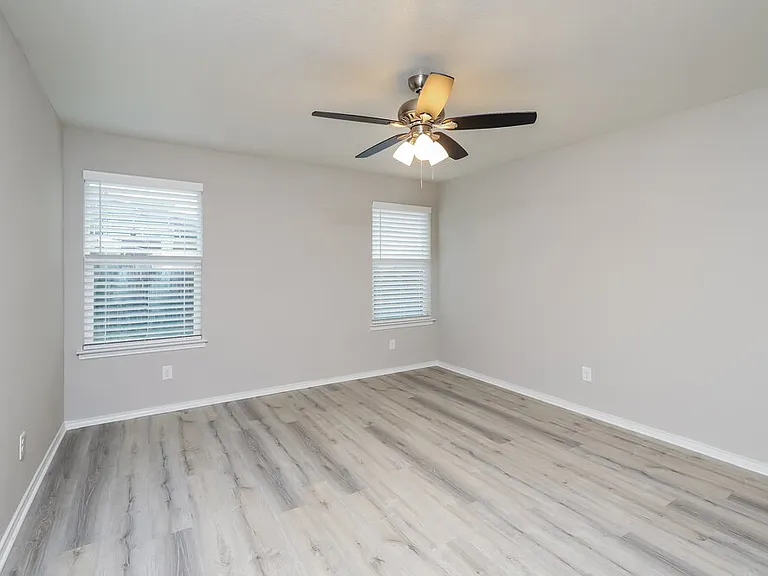 5714 Goliad Blf — Photo 7