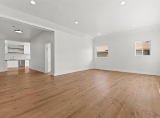 1623 W 11th Pl, Los Angeles, CA 90015