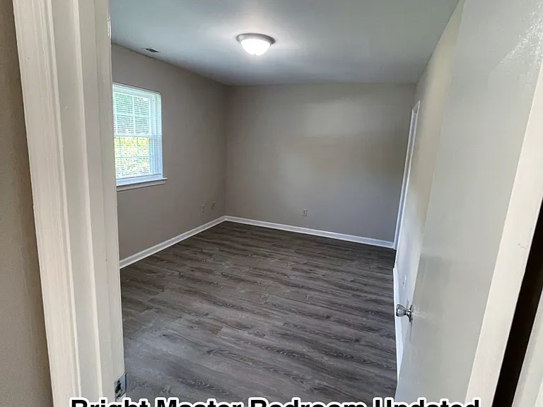 104 Barslund Ct — Photo 5