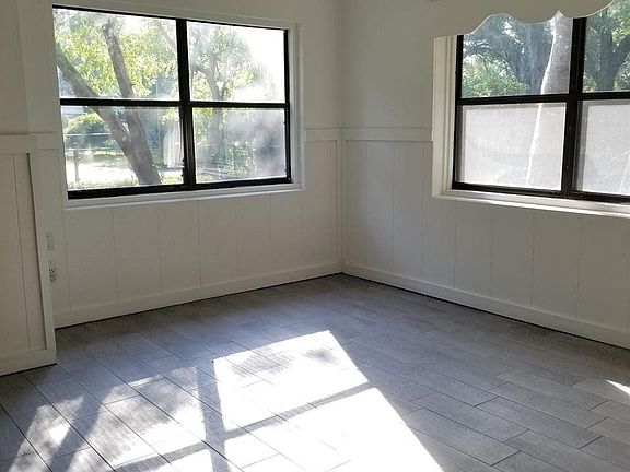 4th image of 605 Edgecliff Dr