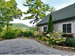 51 Nix Mountain Rd, Sapphire, NC 28774