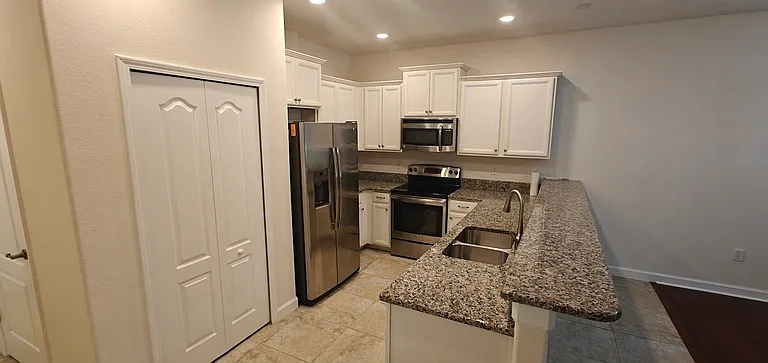 8933 Azalea Sands Ln — Photo 7