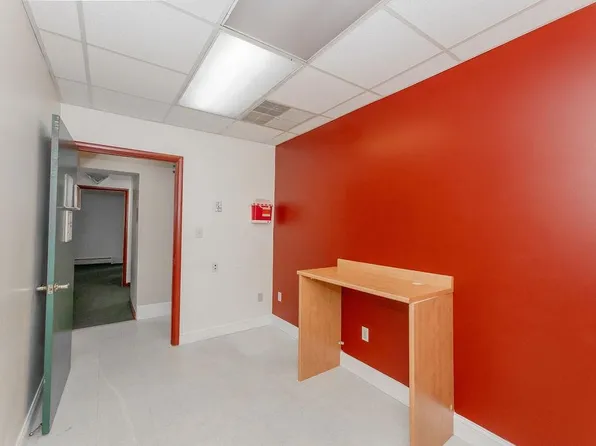 586 Kearny Avenue image 19 of 26