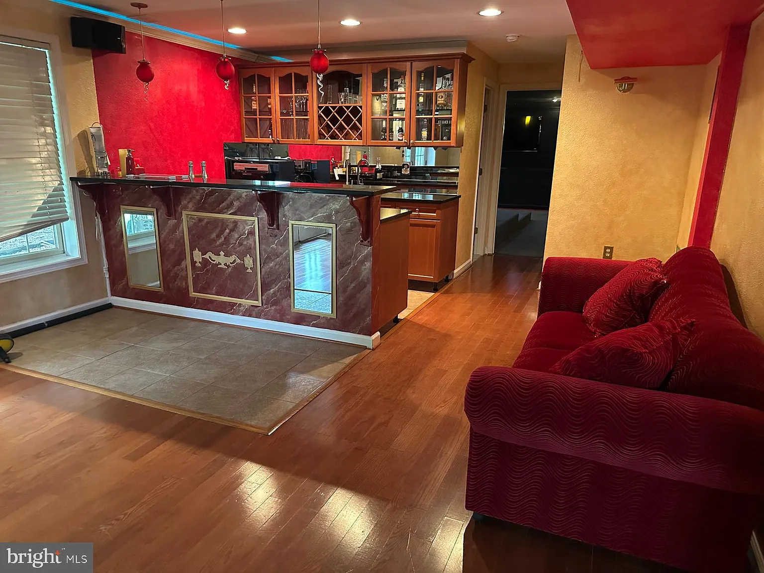 1 bed, 3201 sqft, $1,700 — Photo 2