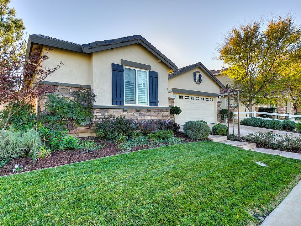 1st image of 12374 Canyonlands Dr