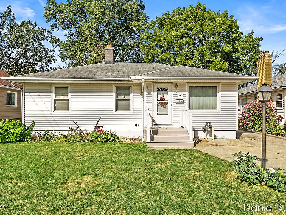 1st image of 1243 Houseman Ave NE