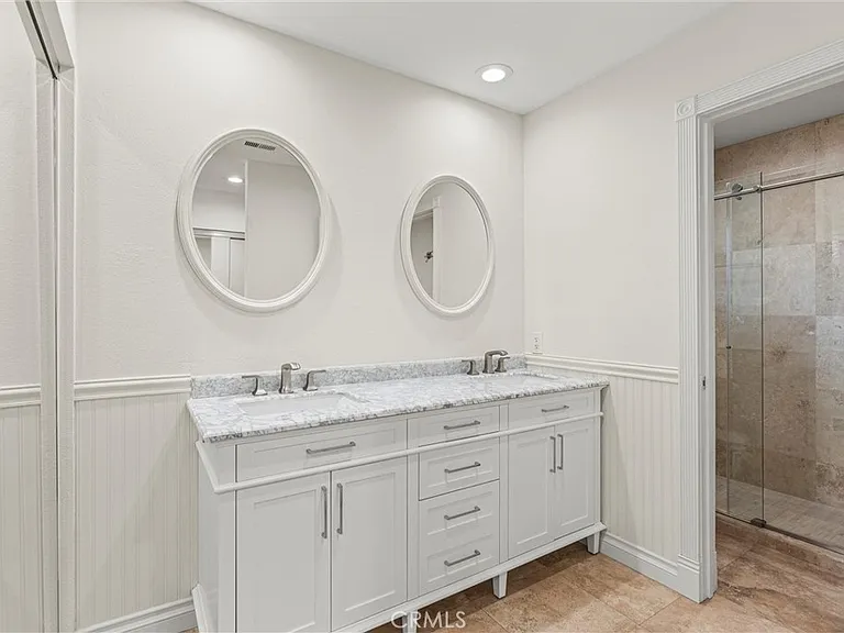 24382 Mira Verde — Photo 17