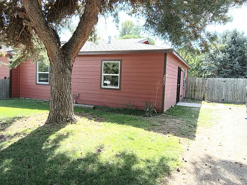 2807 W Olive St Photo 1