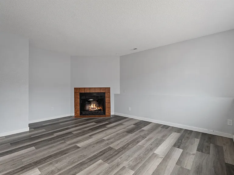 3445 Cochran Dr #B — Photo 9