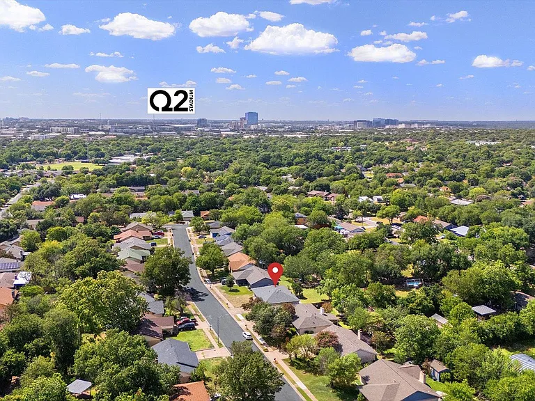 1100 Red Cliff Dr — Photo 8
