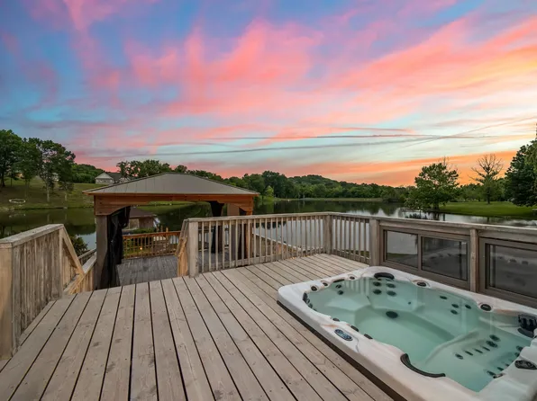 321 Lakeway Ter, Spring Hill, TN 37174