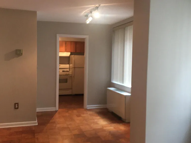 522 21st St NW #310 — Photo 7