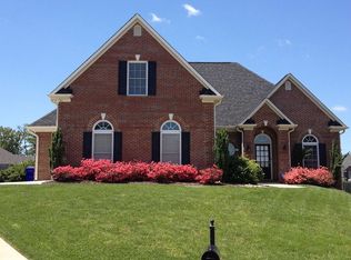 1819 Blue Crane Ln, Knoxville, TN 37922