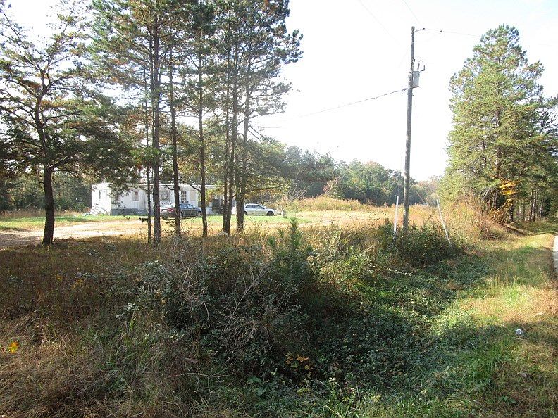 2nd image of 259 Old Mansion Rd