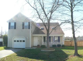 1203 Saddlebred Dr, Virginia Beach, VA 23464