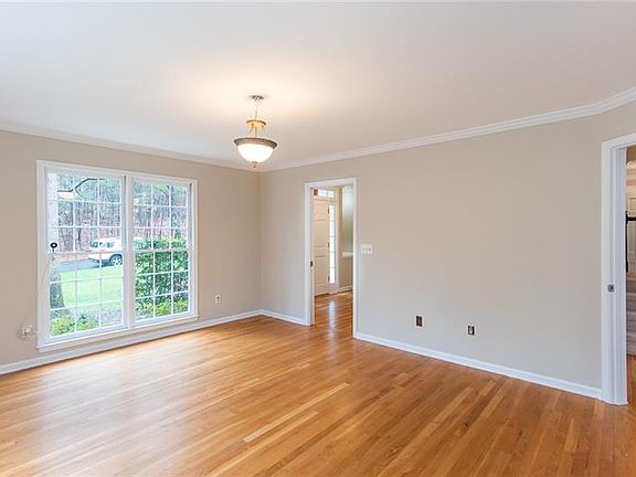 5th image of 3540 New Heritage Dr