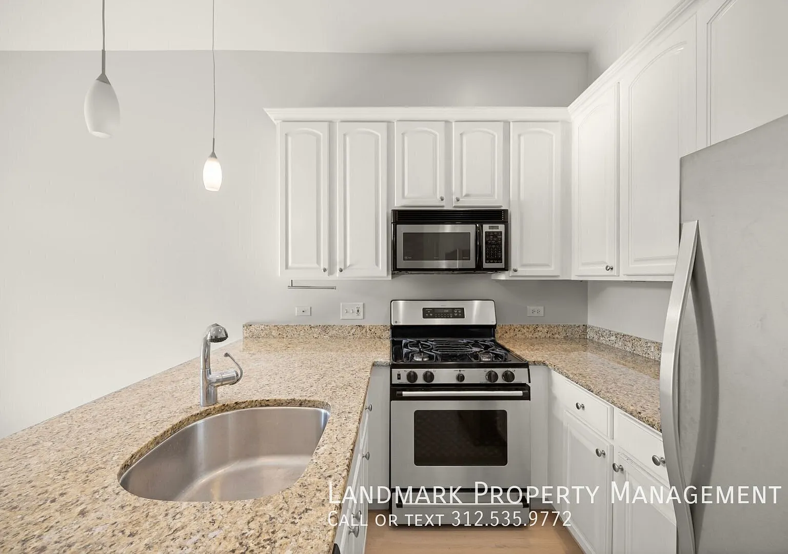 1546 N Hudson Ave Apt 2 — Photo 3