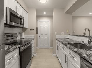21937 7th Ave S APT 213, Des Moines, WA 98198