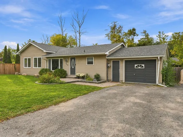 968 Metro Rd N, Georgina, ON L4P 3E9