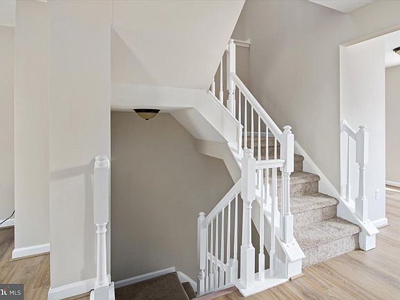 5th image of 11002 New Market Ct