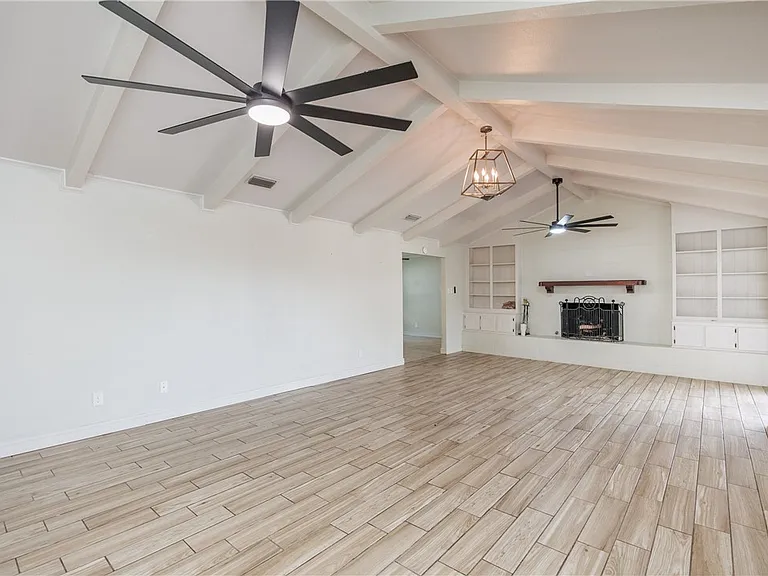 6702 Sahara Dr — Photo 9