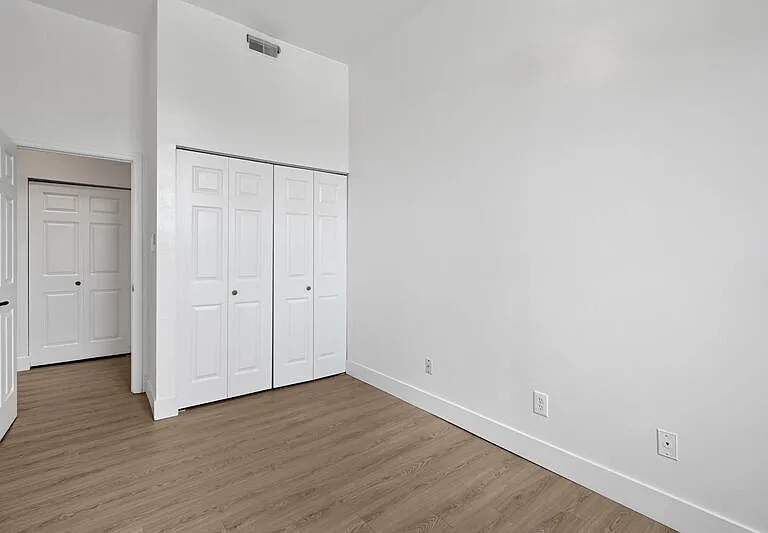 1704 S Tucker Blvd #A — Photo 10