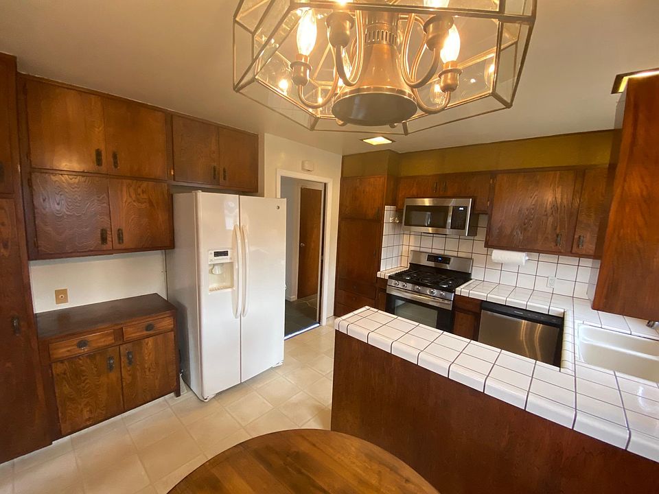 1st image of 122 Santa Paula Dr