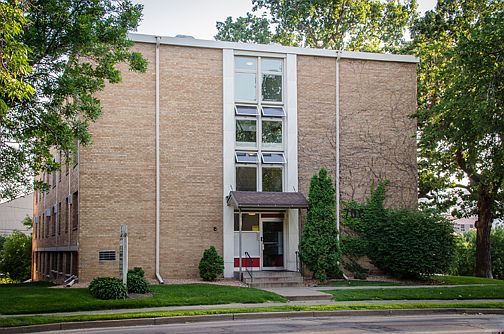 4th image of 700 University Ave SE APT 205