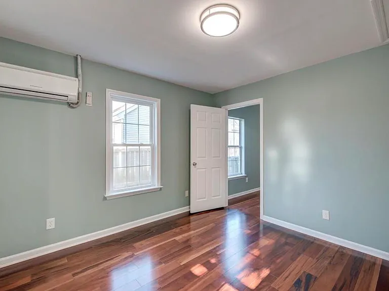 7186 Windmill Creek Rd — Photo 35