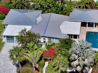 425 McKinley Dr, Sarasota, FL 34236