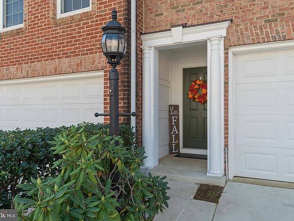 2nd image of 2181 Oberlin Dr