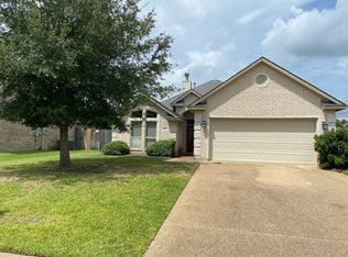 143 Walcourt Loop, College Station, TX 77845