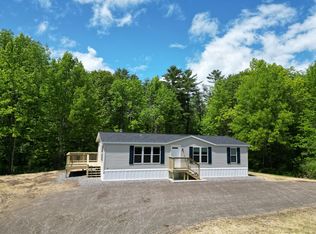 32 Nowell Rd, Winslow, ME 04901