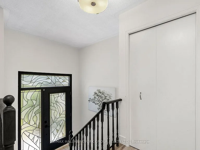 79 Maplegrove Ave — Photo 3