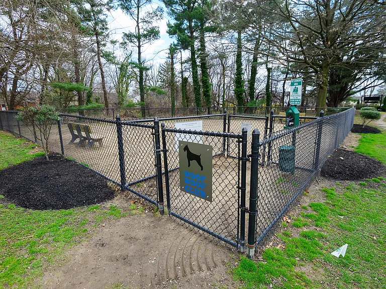 4067 Harbour Dr — Photo 31