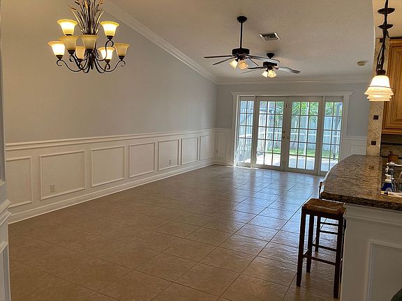 4th image of 1250 NW 51st Way