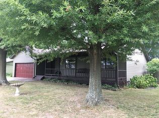 1706 SW D St, Bentonville, AR 72712