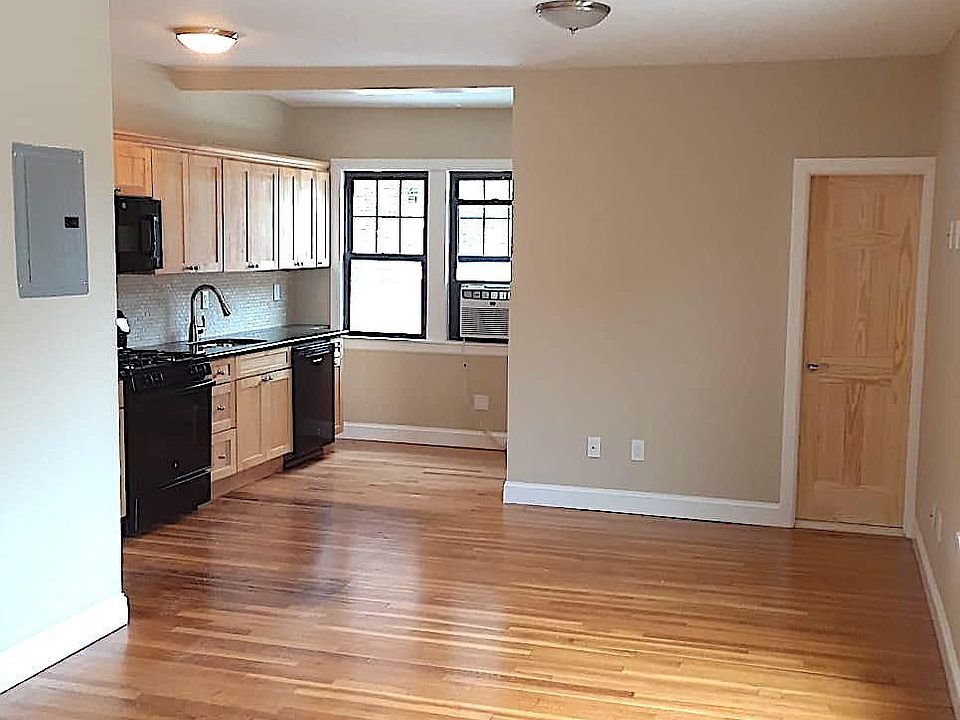 300 5th Ave Pelham NY Zillow