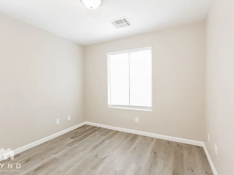 6241 Barton Manor St — Photo 9