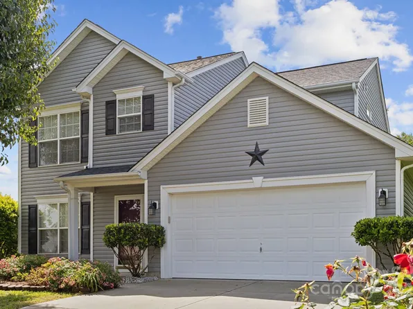 1525 Moss Creek Dr, Harrisburg, NC 28075