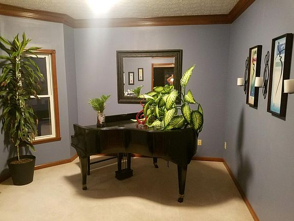 Den/Music Room