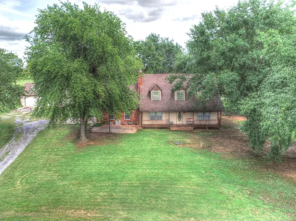 1213 Lewis St, Pryor, OK 74361