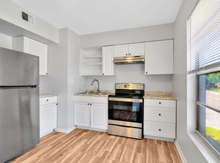 4002 N Branch Ave APT B, Tampa, FL 33603