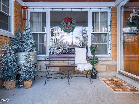 3rd image of 4253 Potter Rd