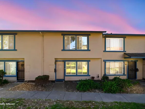 27447 Ponderosa Ct, Hayward, CA 94545