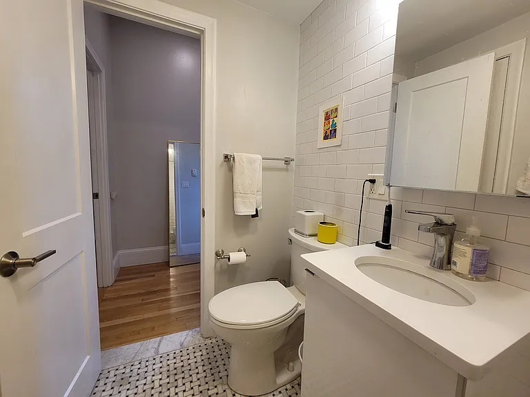 827 Boylston St #301 — Photo 18